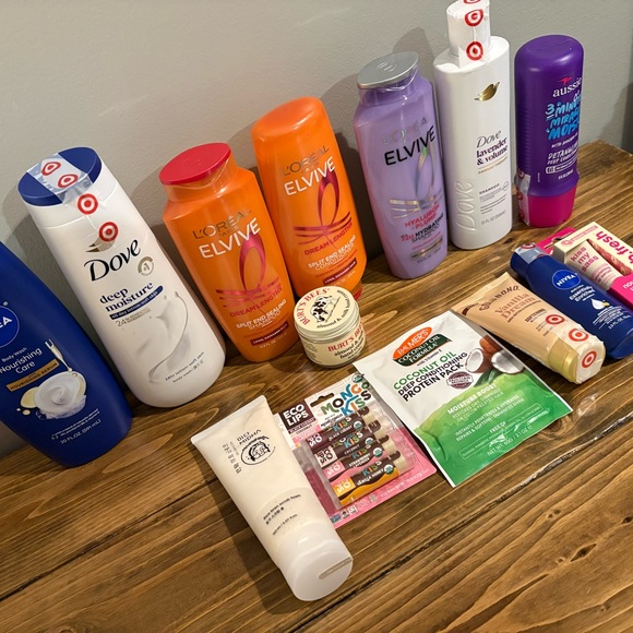 Assorted Beauty Bundle - Picture 5 of 5